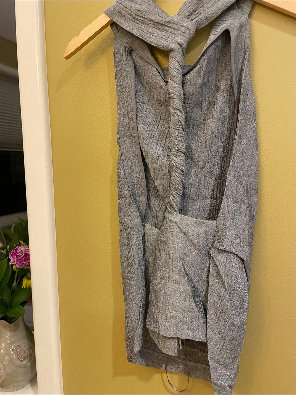 NWT Zara Gray Sleeveless Twist-Back Sheath Top - Picture 15 of 15